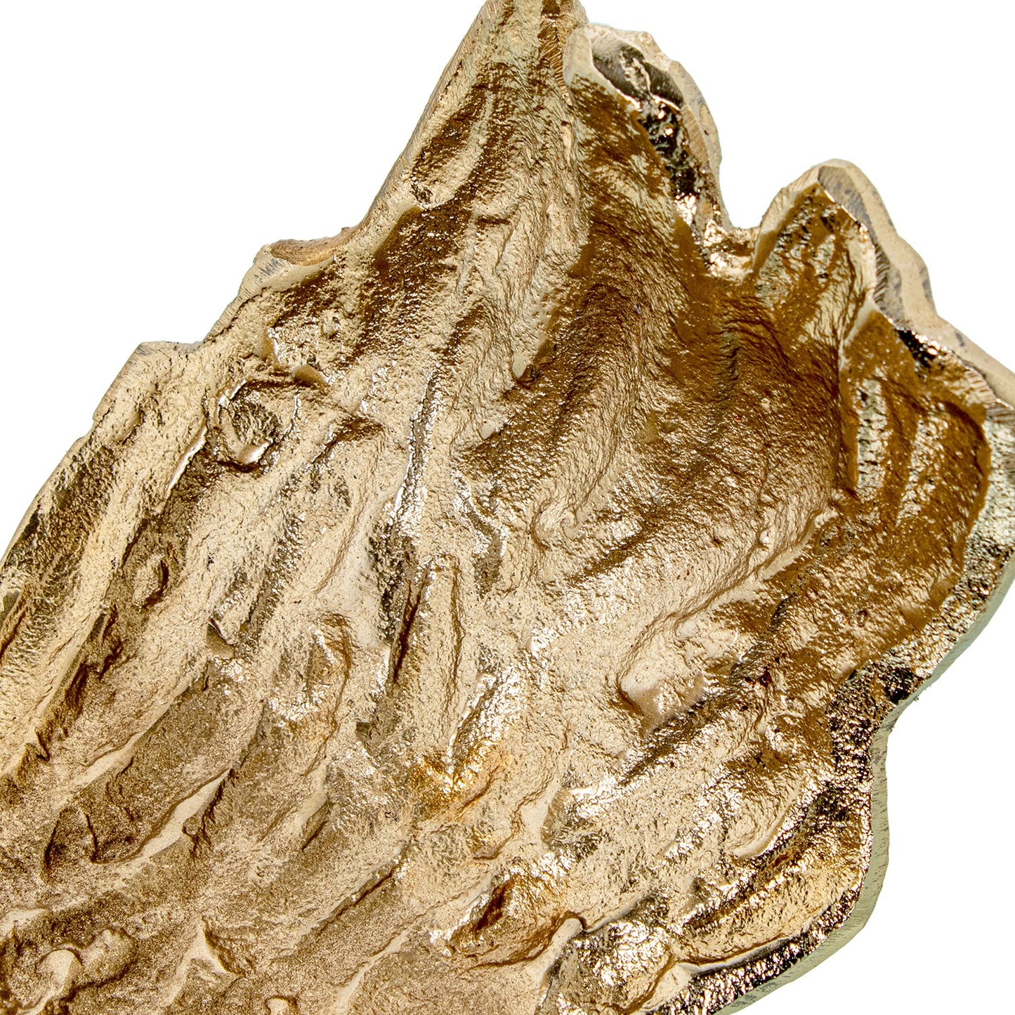 Escultura orgânica em dourado