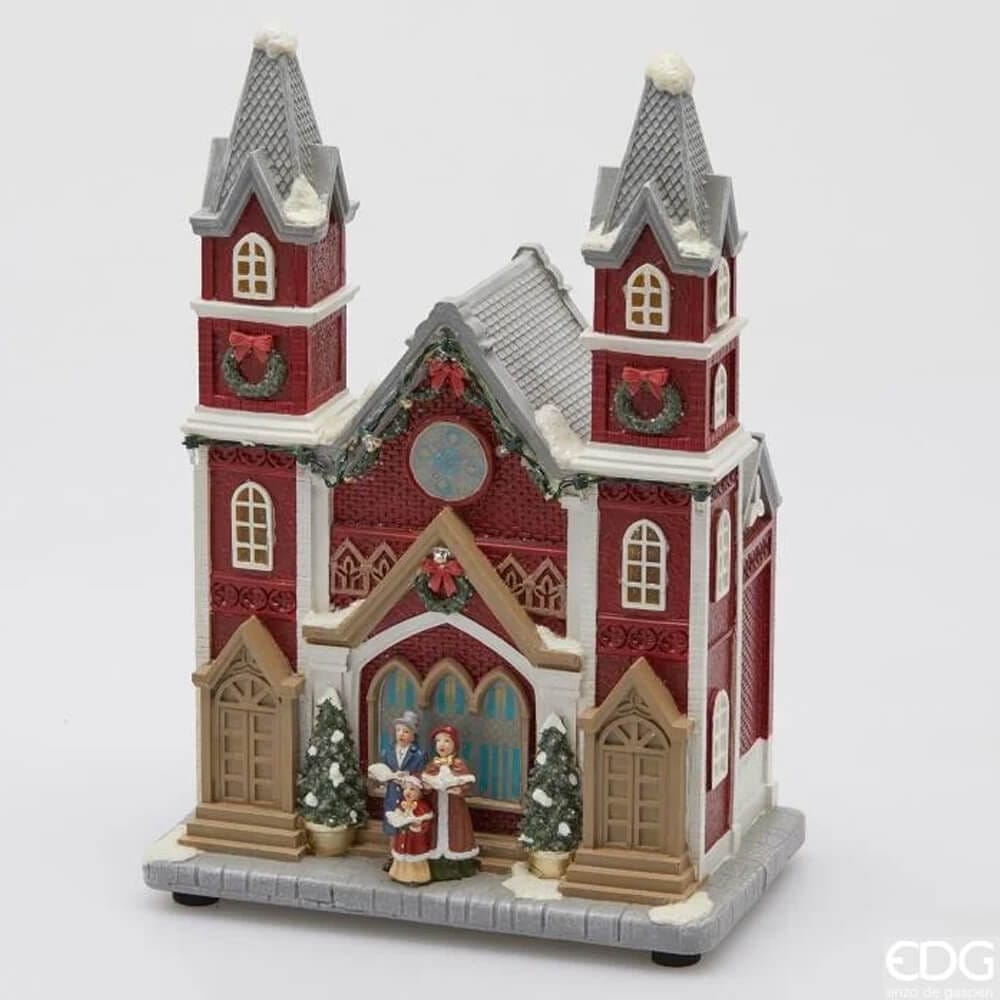 Igreja Iluminada de Natal com música