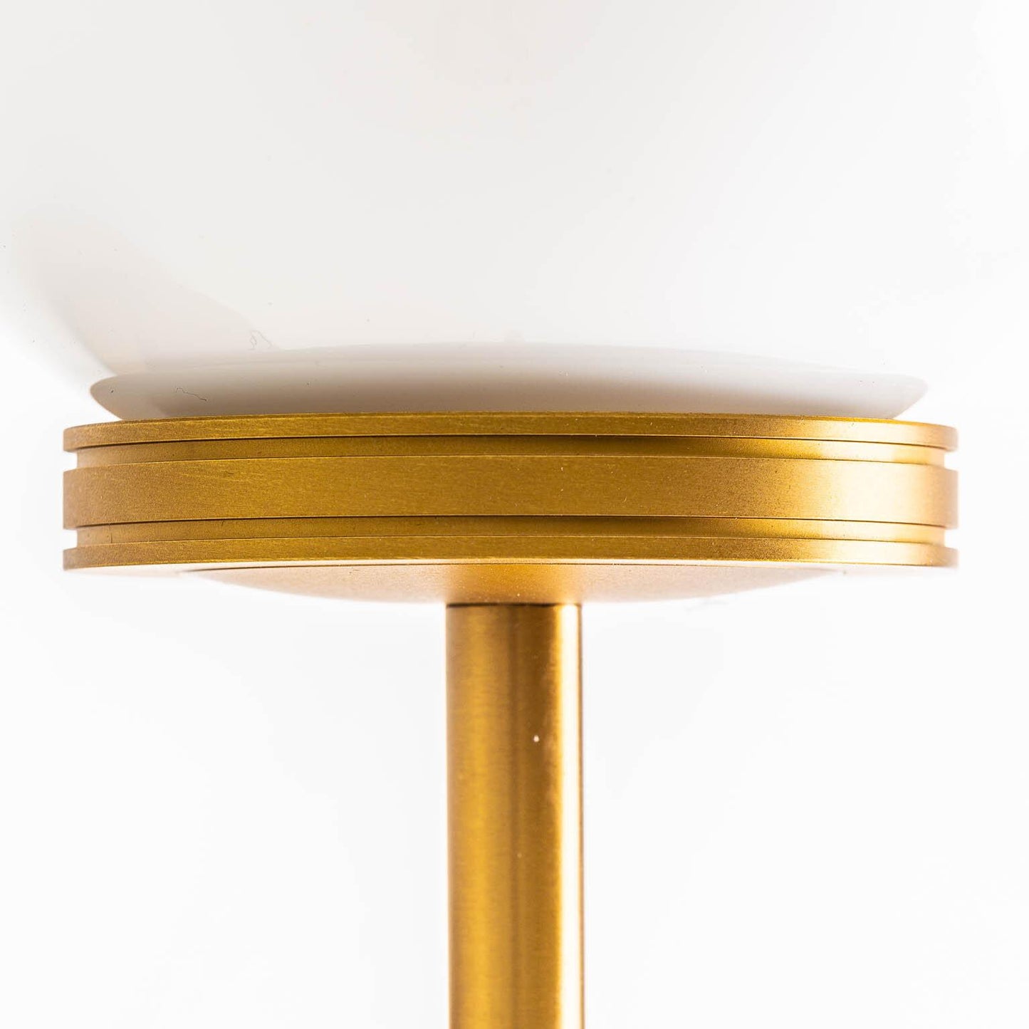 Candeeiro de parede Bola Art Déco Dourado