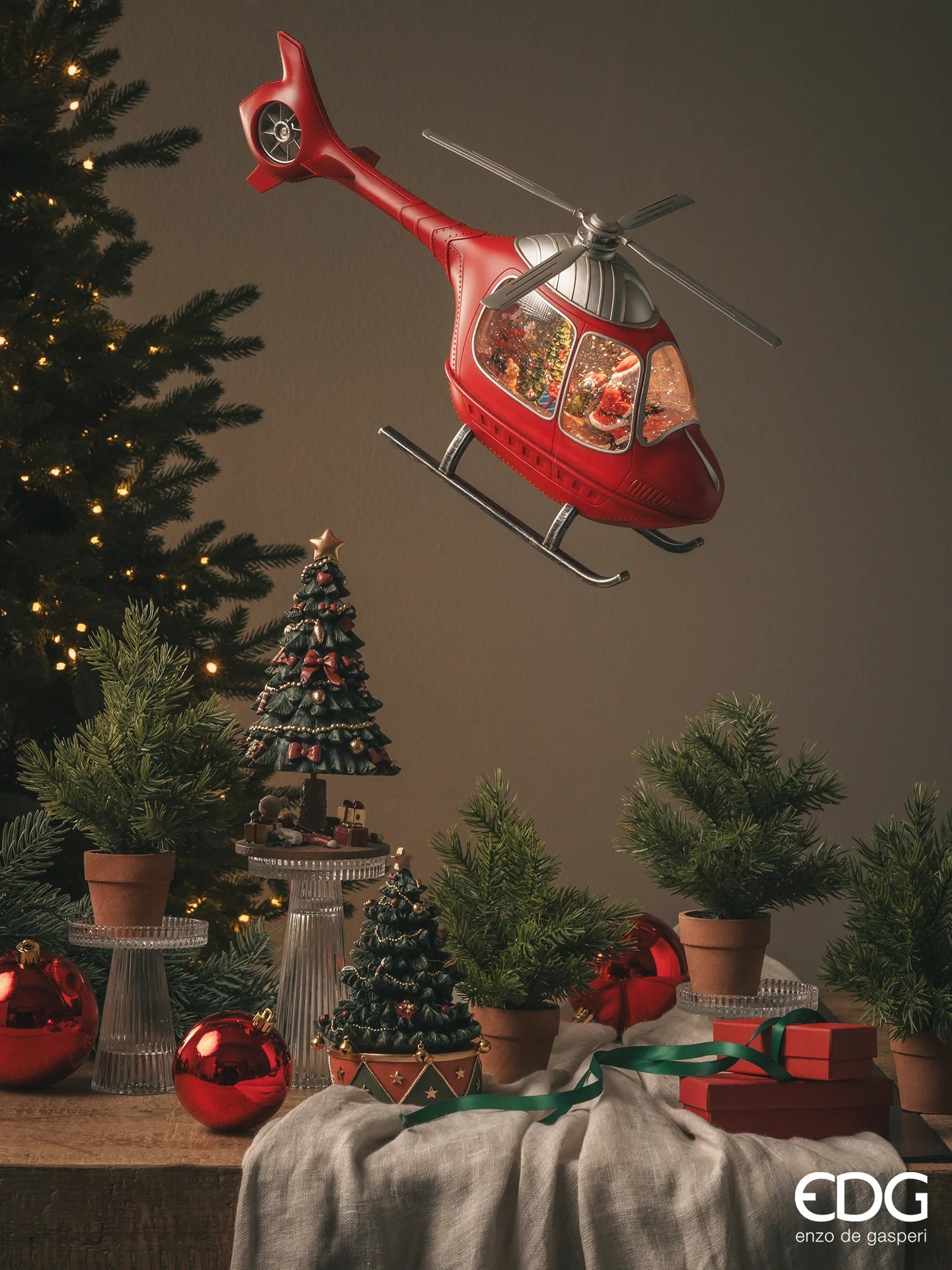 Helicóptero de Natal Movimento, Luz e Música 47 cm