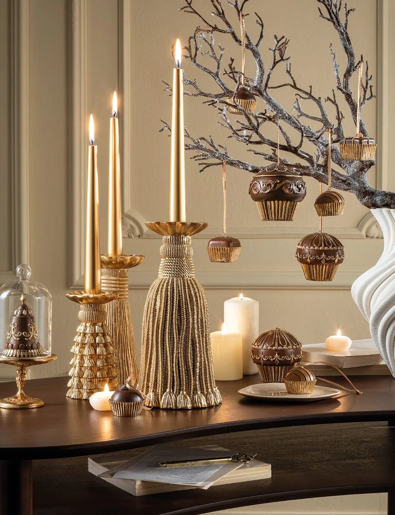 Castiçal Tassel decorativo dourado