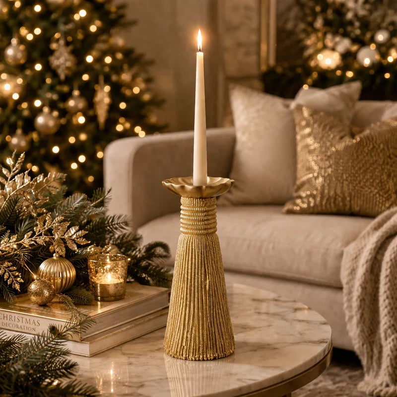 Castiçal Tassel decorativo dourado