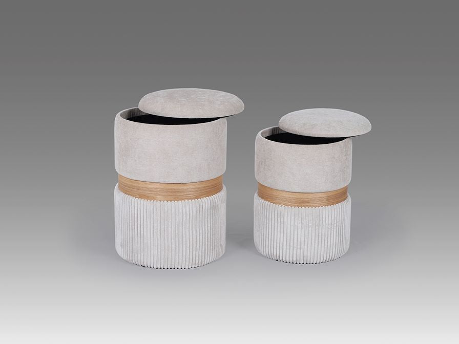 Conjunto de 2 Pufes Noha bege, pufes práticos com arrumação no interior, beges e madeira, pormenor aberto da tampa
