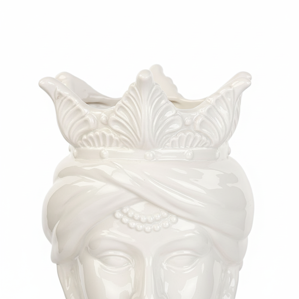 Detalhe da coroa ornamentada