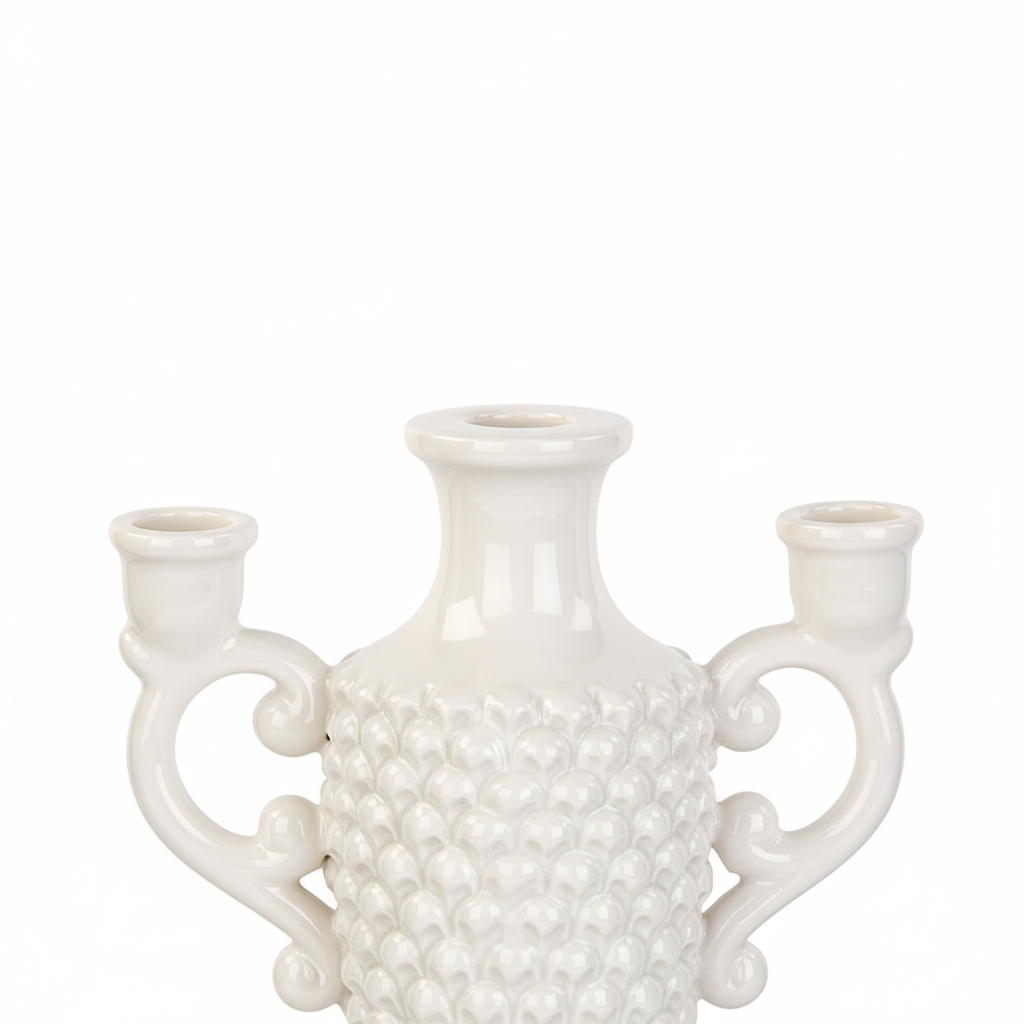 Detalhe dos três porta-velas